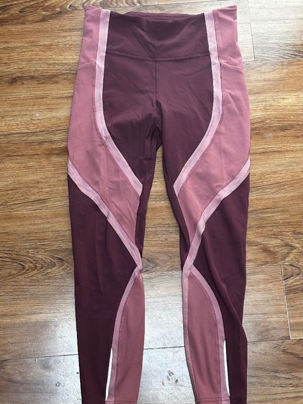 Lululemon Wild Twist 7/8 Tight Leggings Womens 6 Redwood Auburn Quicksand Pink